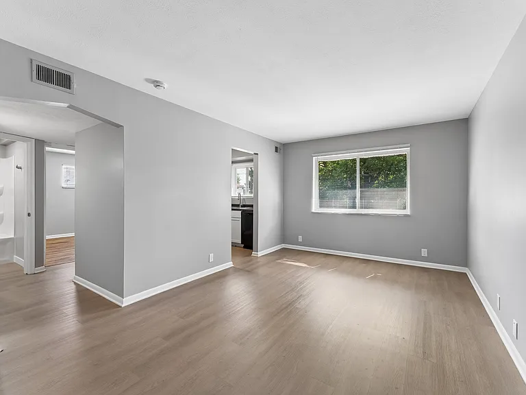 4620 Wakeley St #46201 — Photo 1