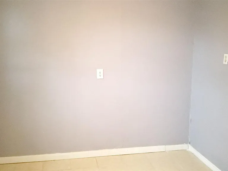 204 Alice Dr — Photo 13