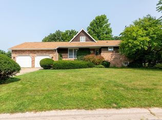 53237 Old Farm Rd, Elkhart, IN 46514