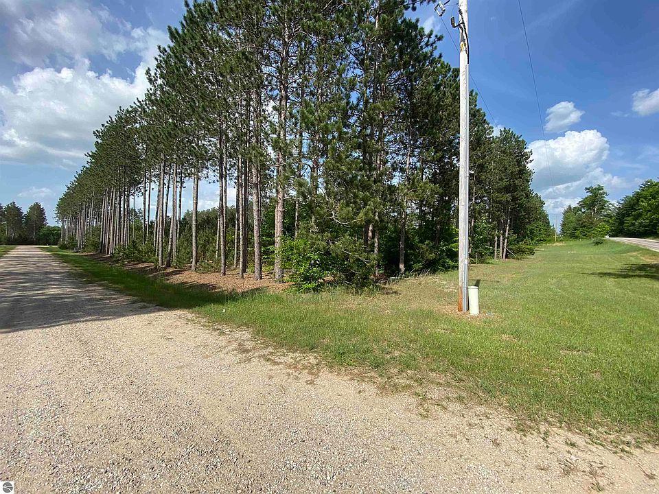 1st image of 4056 Hizac Dr NW