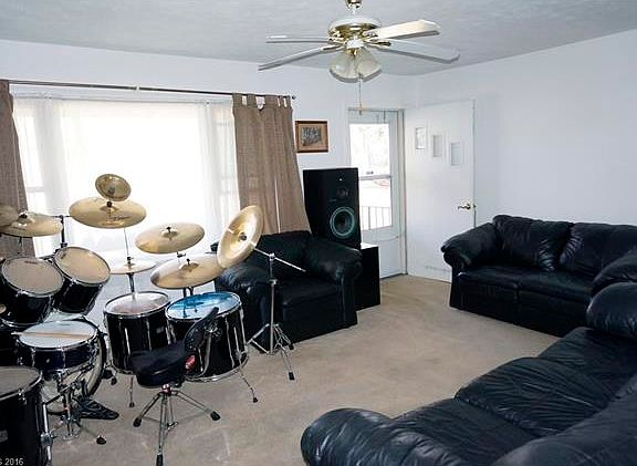 4th image of 114 Sarasota Ln