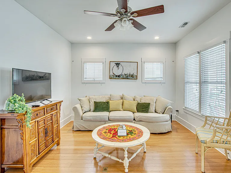 5174 Celtic Dr — Photo 27