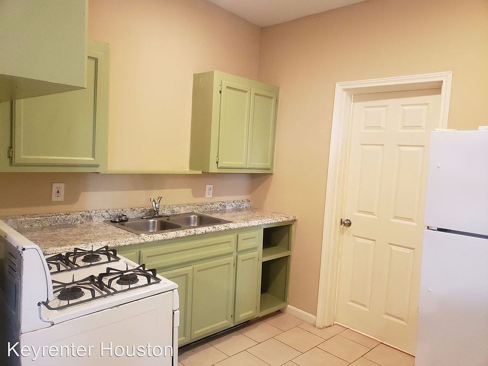 1st image of 12749 Greens Bayou St #A