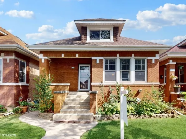 3035 N Luna Ave, Chicago, IL 60641