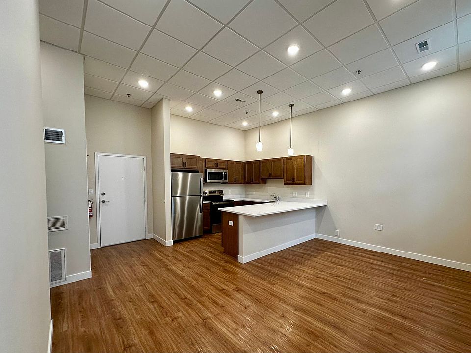 1st image of 515-527 N Grant St #D637b6532