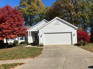 1202 Black Oak Cir, Greenwood, IN 46143