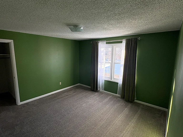 909 W Olive St #A — Photo 6