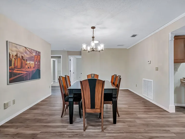 Nice large dining room