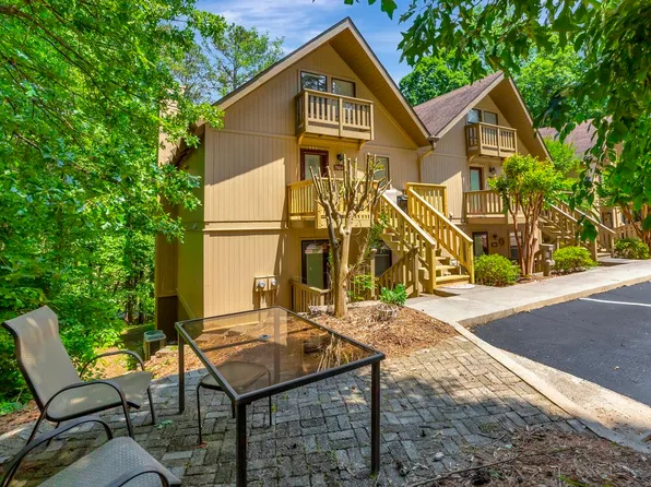 1000-3 Captains Cove Ct, Salem, SC 29676