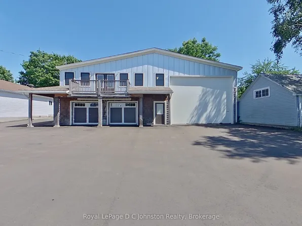 61 Water St, Saugeen Shores, ON N0H 2L0