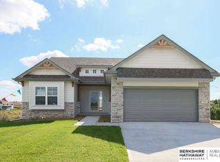 10415 S 109th St, Papillion, NE 68046
