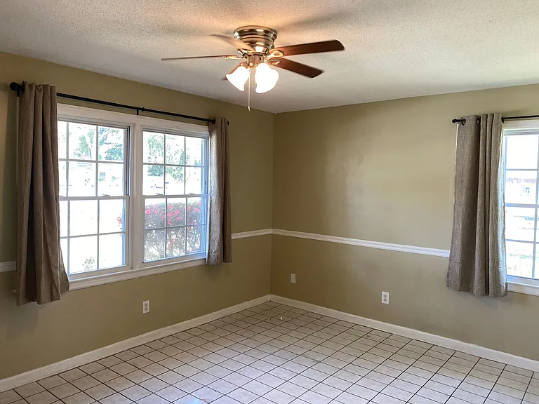 37 Port Royal Dr — Photo 10