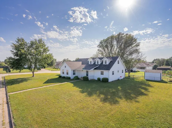 2125 S Spring Street, Bolivar, MO 65613