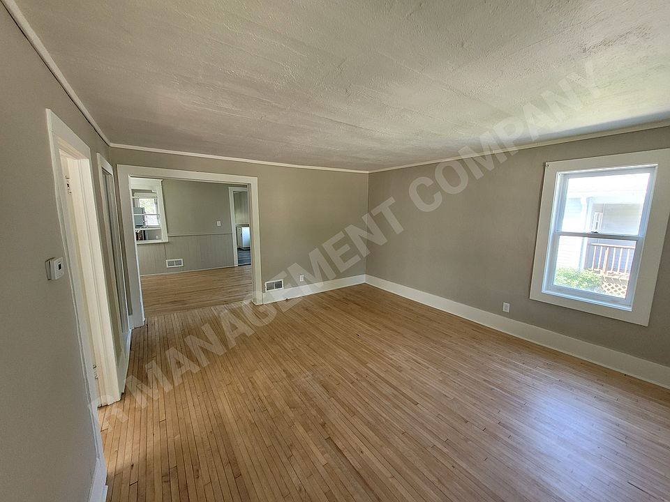 1st image of 1147 7th Ave