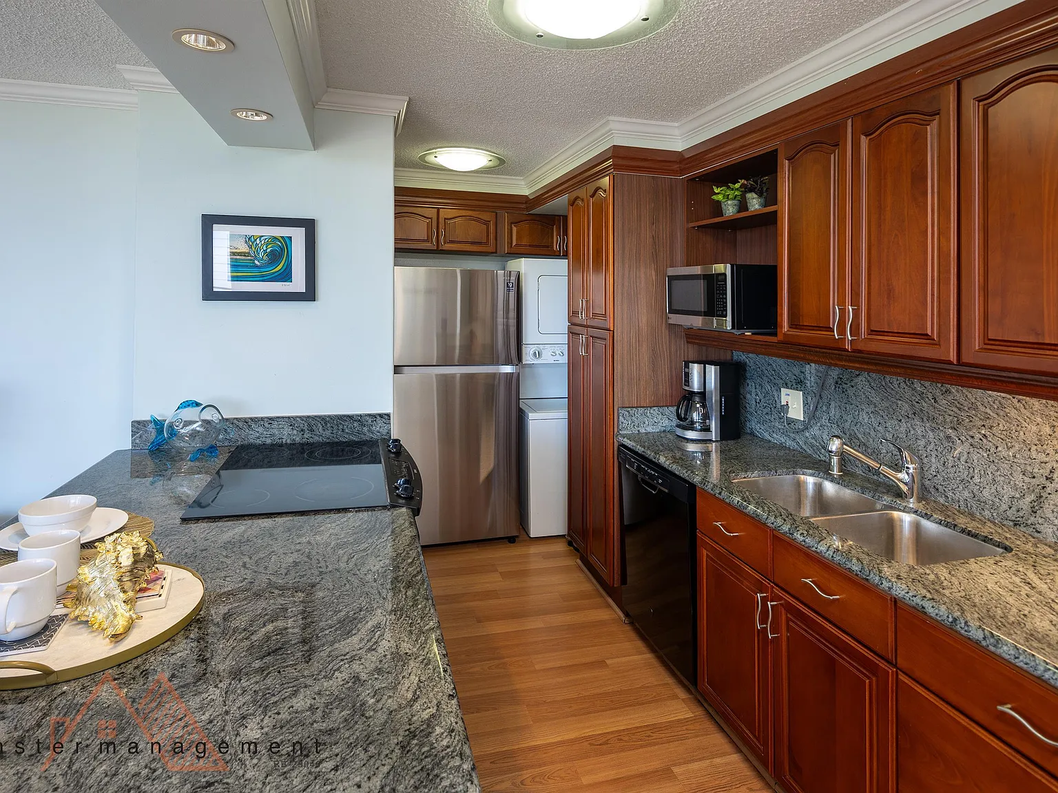 2600 Pualani Way — Photo 4