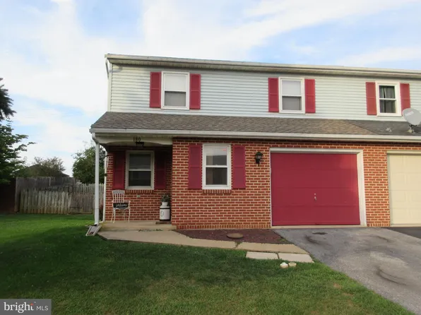180 Linda Ter, Ephrata, PA 17522