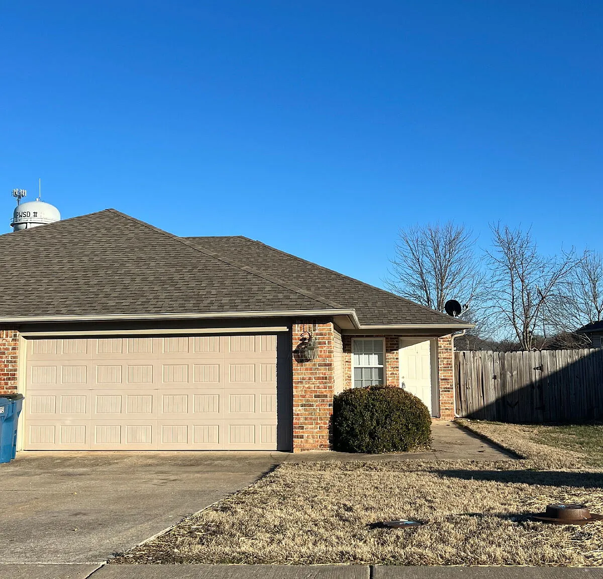 3 bed, 2.0 bath, $1,325 — Photo 1