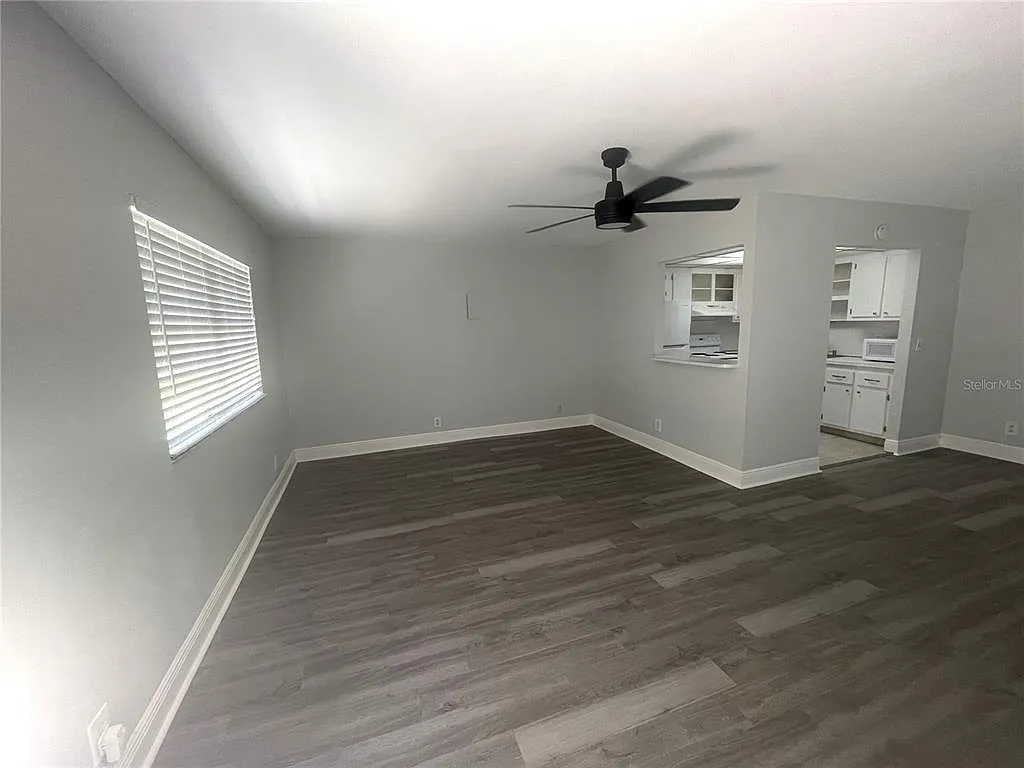 1 bed, 1.5 bath, 800 sqft, $1,500 — Photo 4