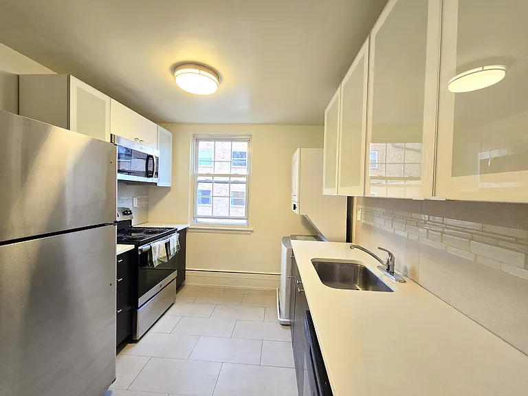 Bright Kitchen