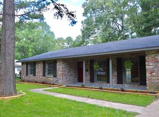 844 Briarfield Rd, Jackson, MS 39211