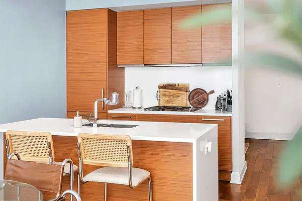 Rented by Compass | media 28