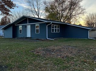 1295 Western Ave, Marengo, IA 52301