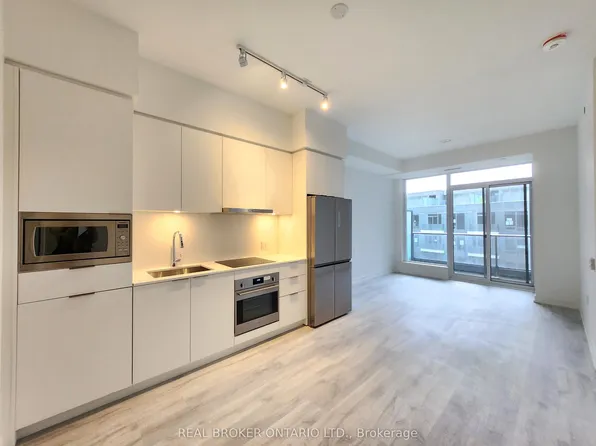 8 Olympic Garden Dr, Toronto, ON