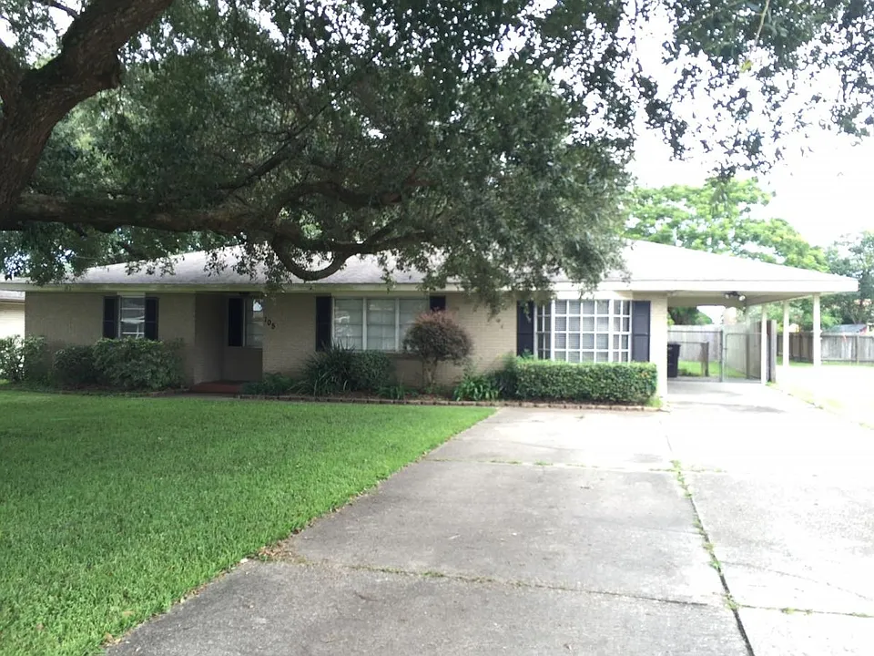 105 Pi St