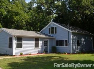 3418 40th St, Moline, IL 61265