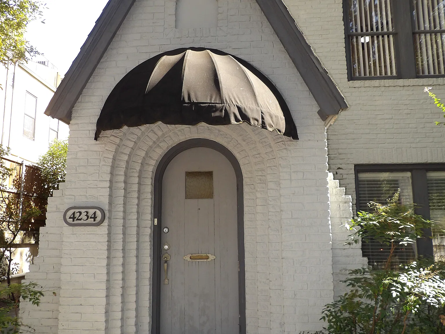 2 bed, 1296 sqft, $2,700 — Photo 2