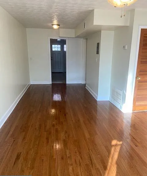 101 Galveston Pl SW #3 — Photo 3