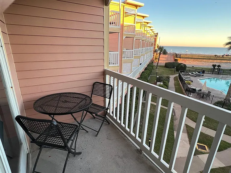 6300 Seawall Blvd #7201 — Photo 3