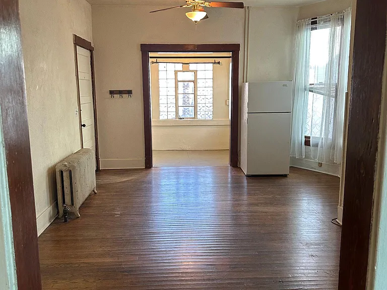 708 Central Ave SE #2 — Photo 2