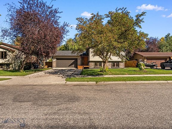 5th image of 420 N 22nd Ave