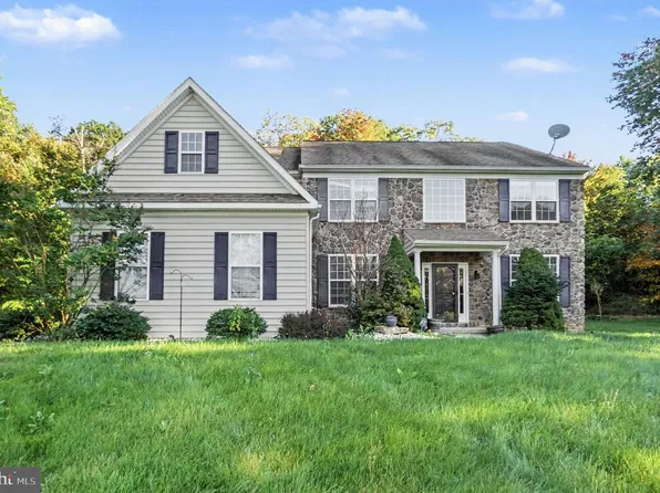 199 Kutz Rd, Fleetwood, PA 19522