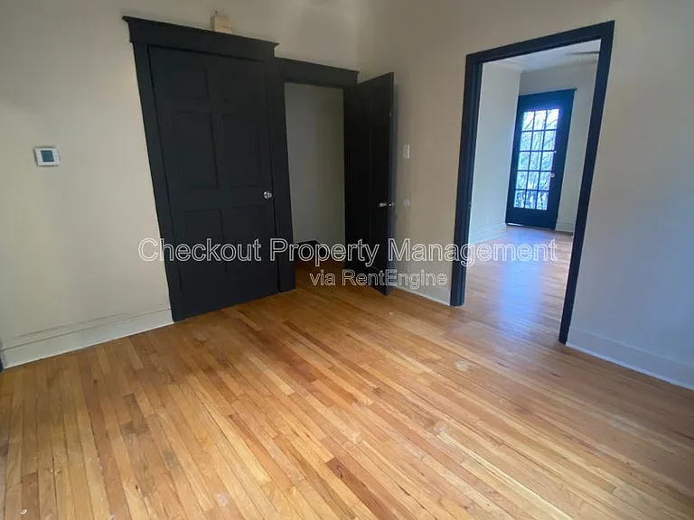 2035 Maury Ave — Photo 4