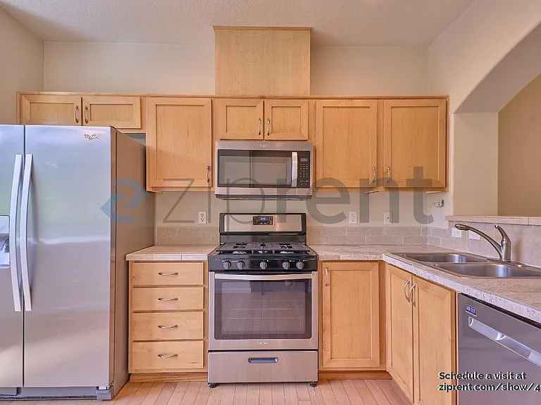 15440 SW Mallard Dr #102 — Photo 8