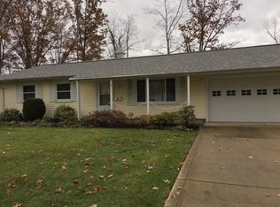 6311 Glenwood Dr, Mentor, OH 44060