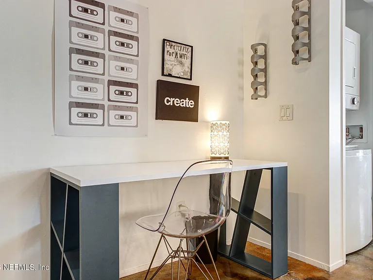1050 Hendricks Ave #101 — Photo 9