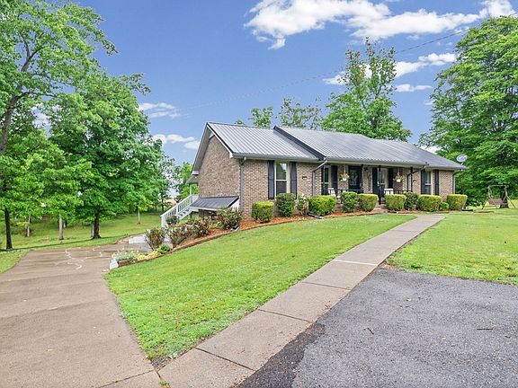 4th image of 419 Williams Rd