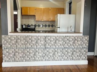 348 Soundview Ave APT 3B, Bronx, NY 10473