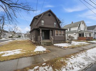 135 Newbury St, Chicopee, MA 01013