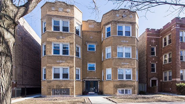 1st image of 4253 N Mozart St APT 3N