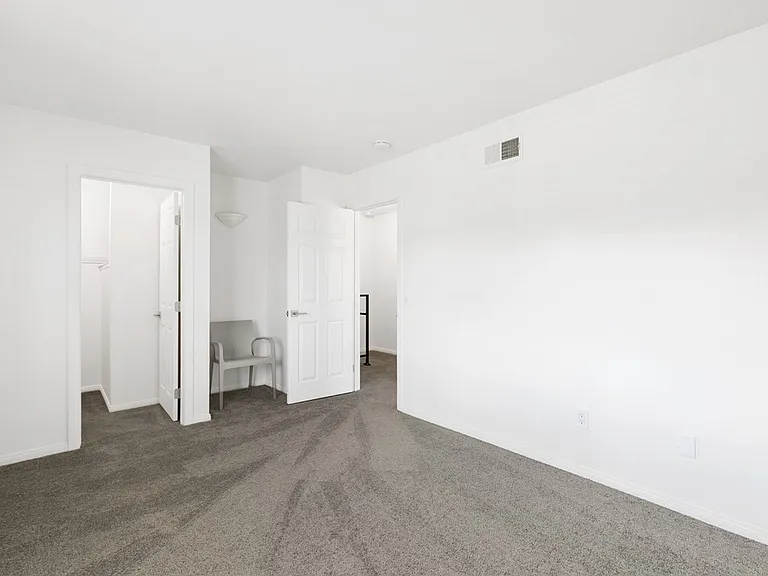 72728 Willow St #2 — Photo 17