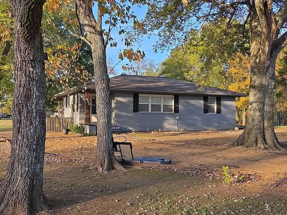 2nd image of 289 Swaim Hill Rd