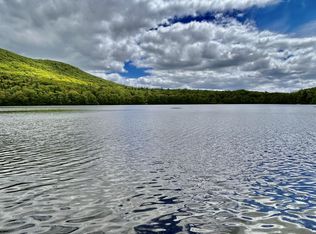 86 Levenseller Rd, Searsmont, ME 04973