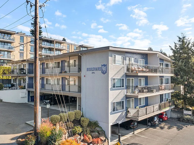Boulevard 99 Apartments — Photo 4