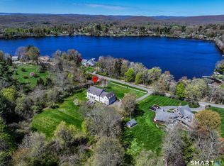 40 Ball Pond Rd E, New Fairfield, CT 06812