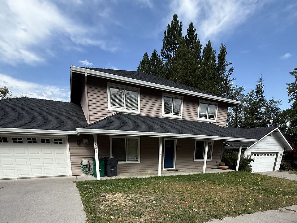1st image of 1541 Village Way