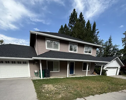 1541 Village Way Photo 1